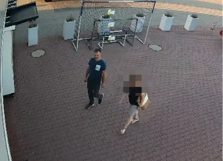 Policjanci poszukują kierującego, który brał udział w zdarzeniu